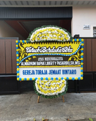 Papan Bunga Duka di Pilangkenceng