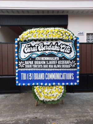 Papan Bunga Duka di Pilangkenceng